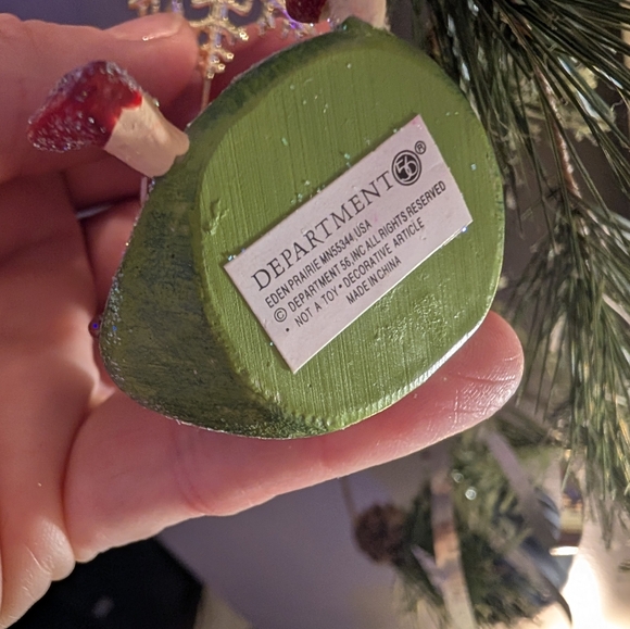 Set of 4 Dept. 56 Christmas Kringles Placecard Holders - 4 Different Designs - Picture 10 of 16